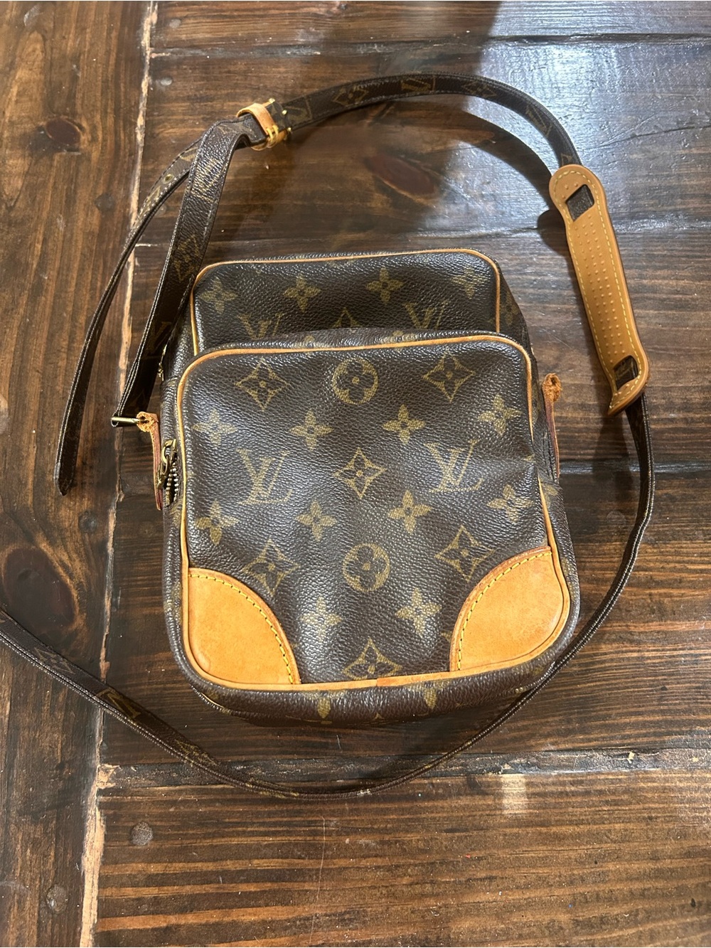 VintageLouis Vuitton Brown Monogram Canvas Crossbody Bag with flaw